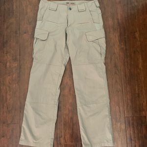 5.11 stryke size 6 regular